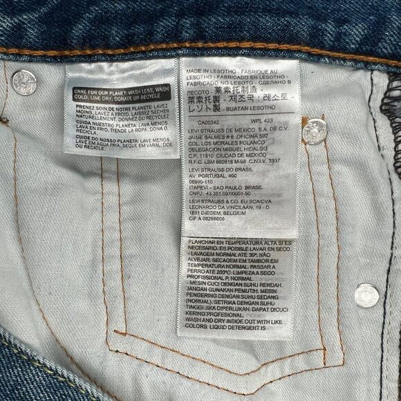 Levi's Men's 550 Relaxed Fit Jeans - Picture 9 of 11